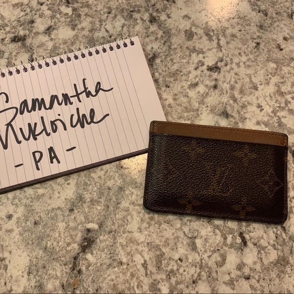Louis Vuitton Accessories - 💯💯 Authentic Louis Vuitton Card Holder